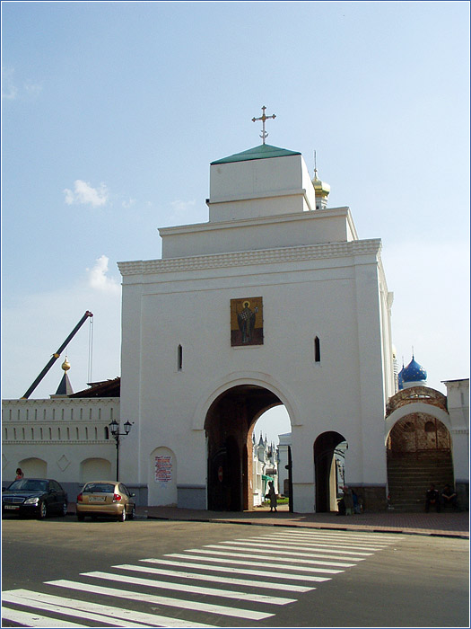 Ворота Николо-Угрешского монастыря