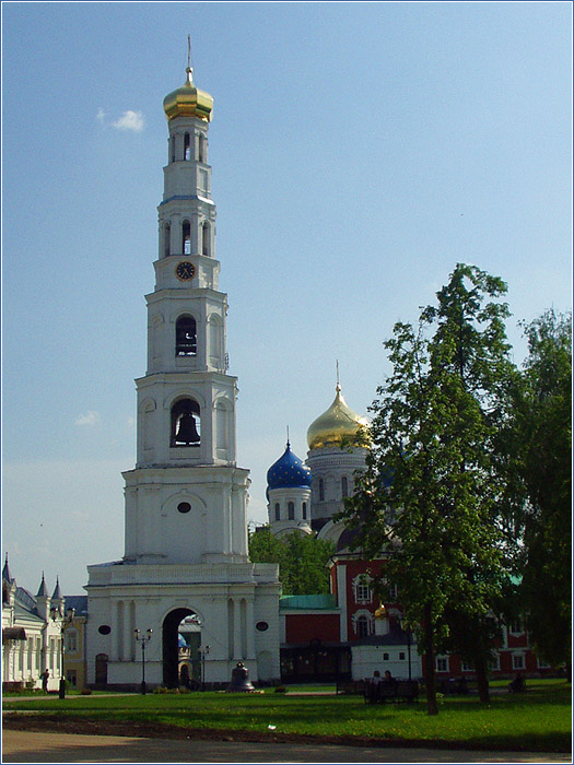 Колокольня Николо-Угрешского монастыря