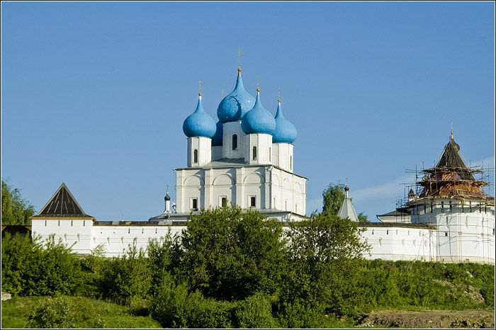 Серпухов. Высоцкий монастырь. Зачатьевский собор