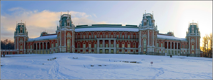 Фасад Большого дворца